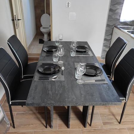Apartman Selce Buitenkant foto